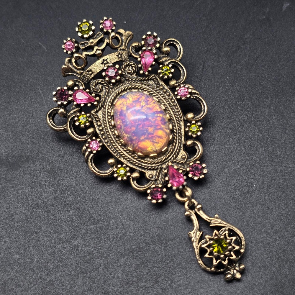 Sarah Coventry Contessa Brooch Pink Opalescent Rhinestone Vintage Jewelry